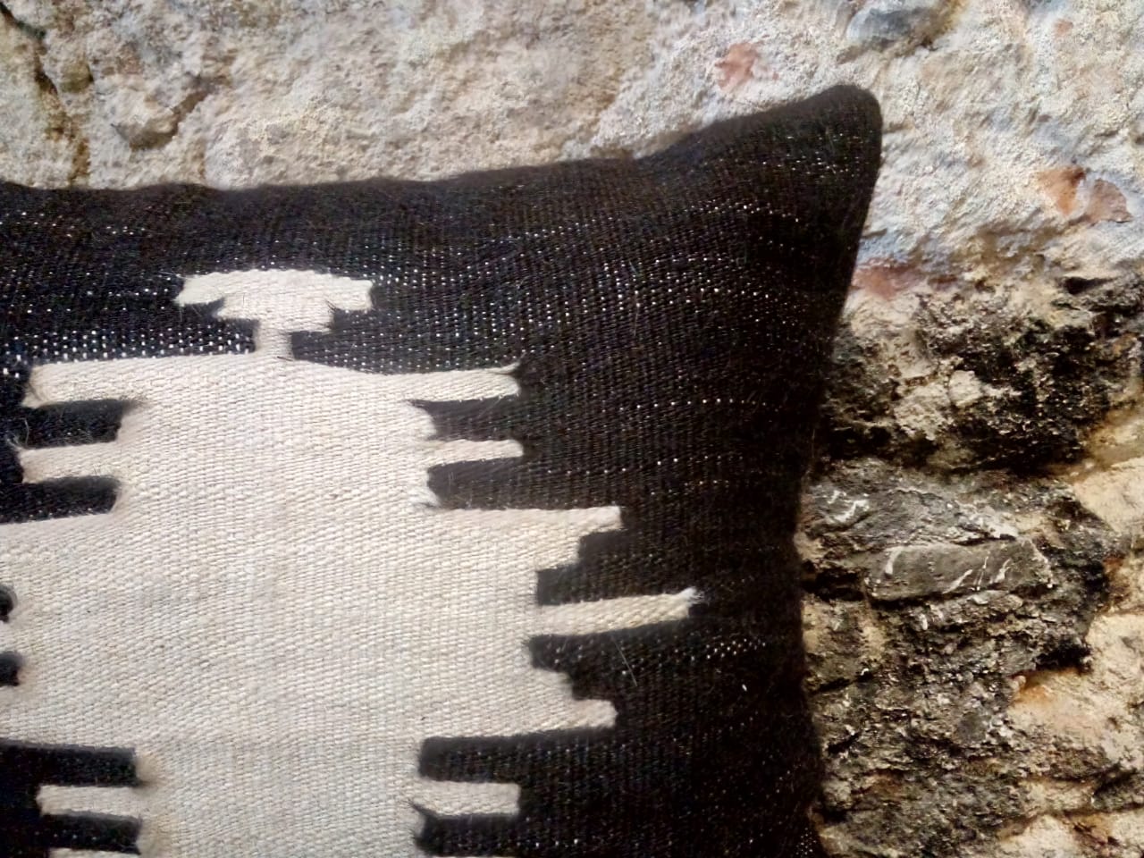 Vintage Angora Pillow Cover From Turkey/ Funda Angora Vintage De Turquía