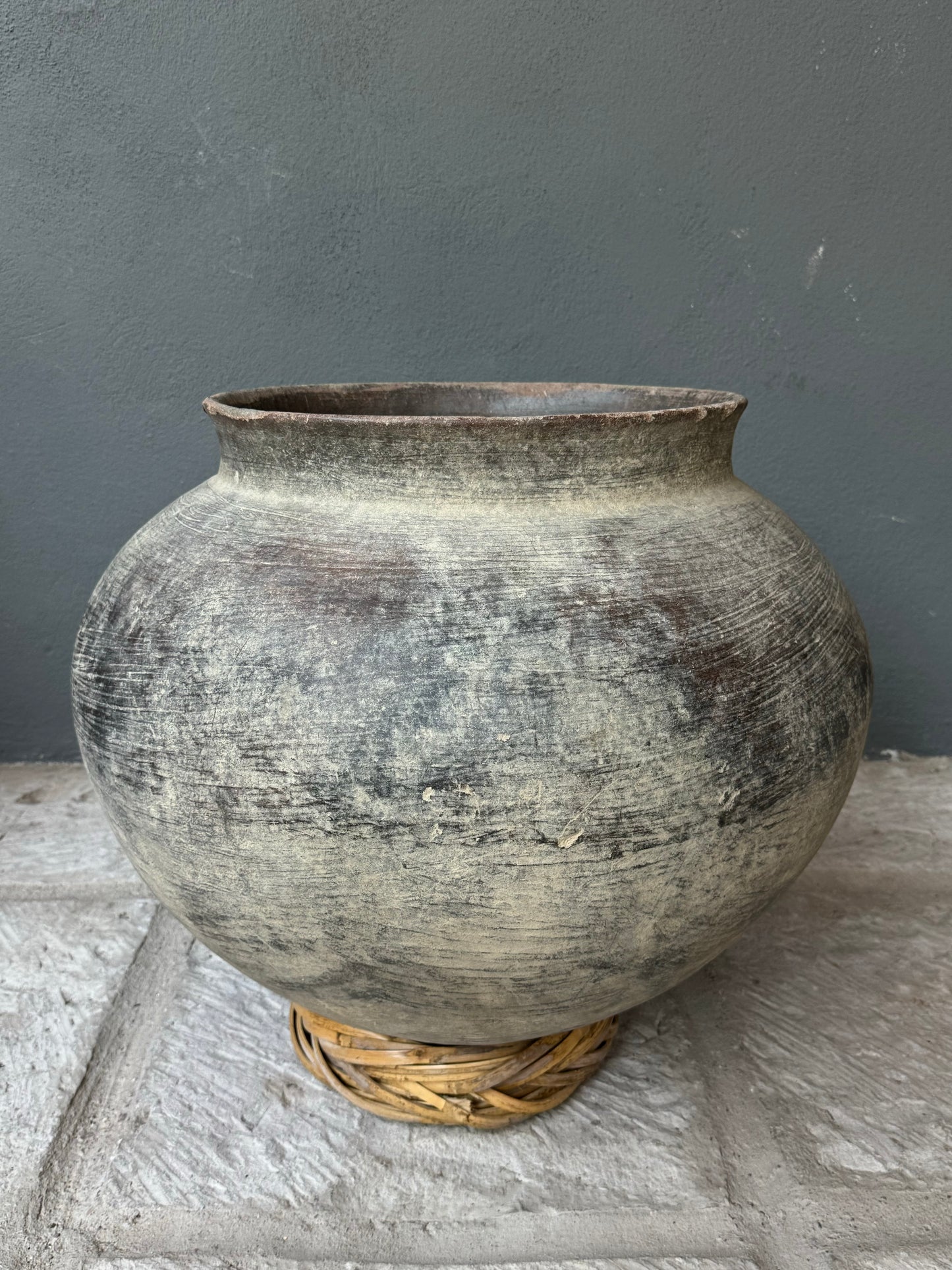 Mixteca Wide Mouth Water Pot From Oaxaca