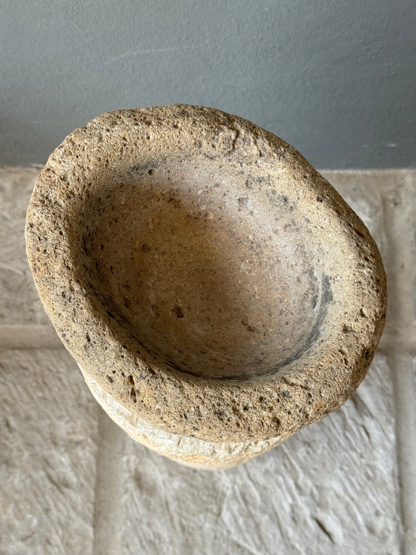 Stone Mortar From San Luis Potosí, Mexico / Molcajete Antiguo De San Luis Potosí