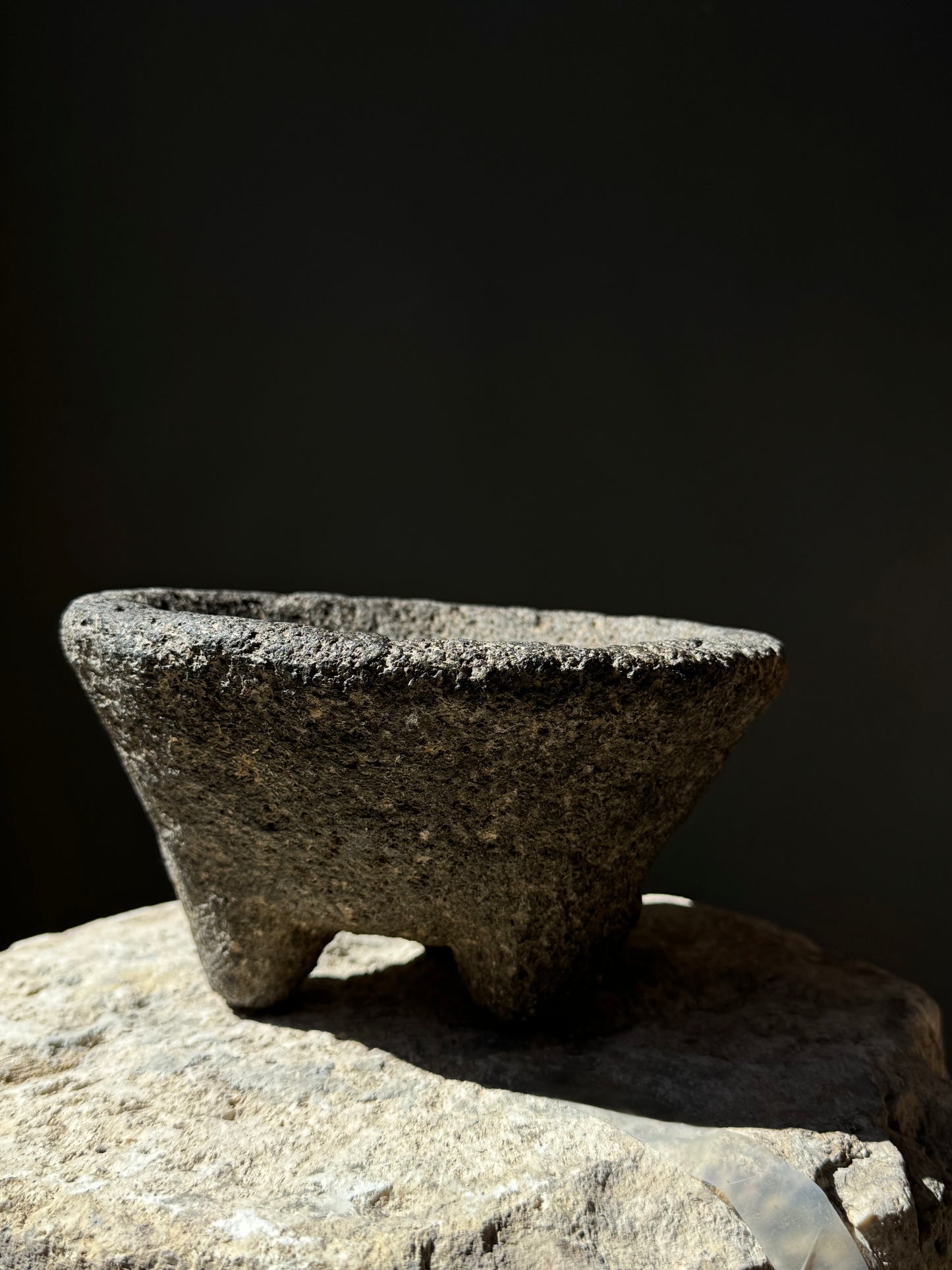 Volcanic Stone Mortar / Molcajete Antiguo