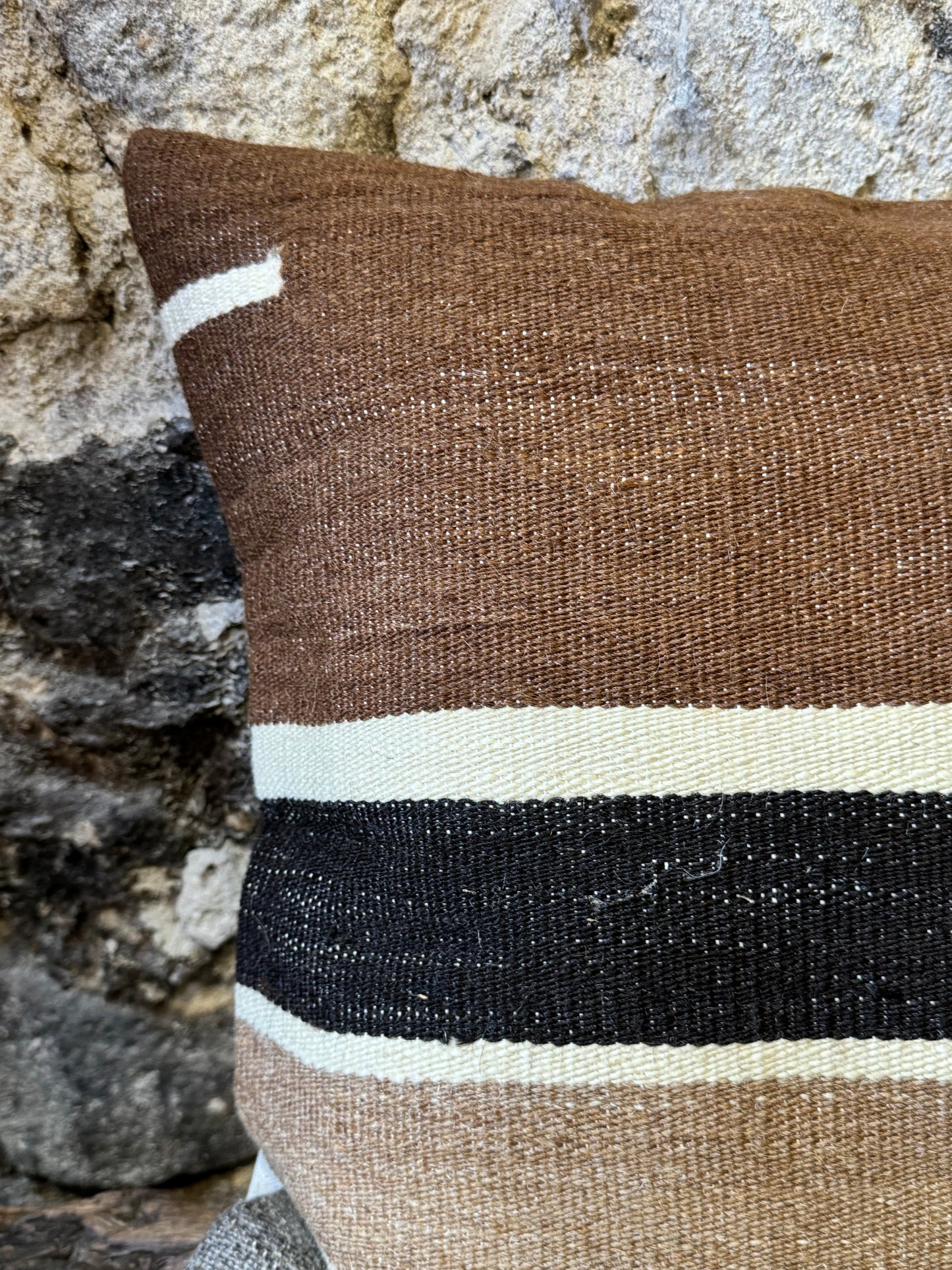 Vintage Angora Pillow Cover From Turkey/ Funda De Cojín Angora Vintage