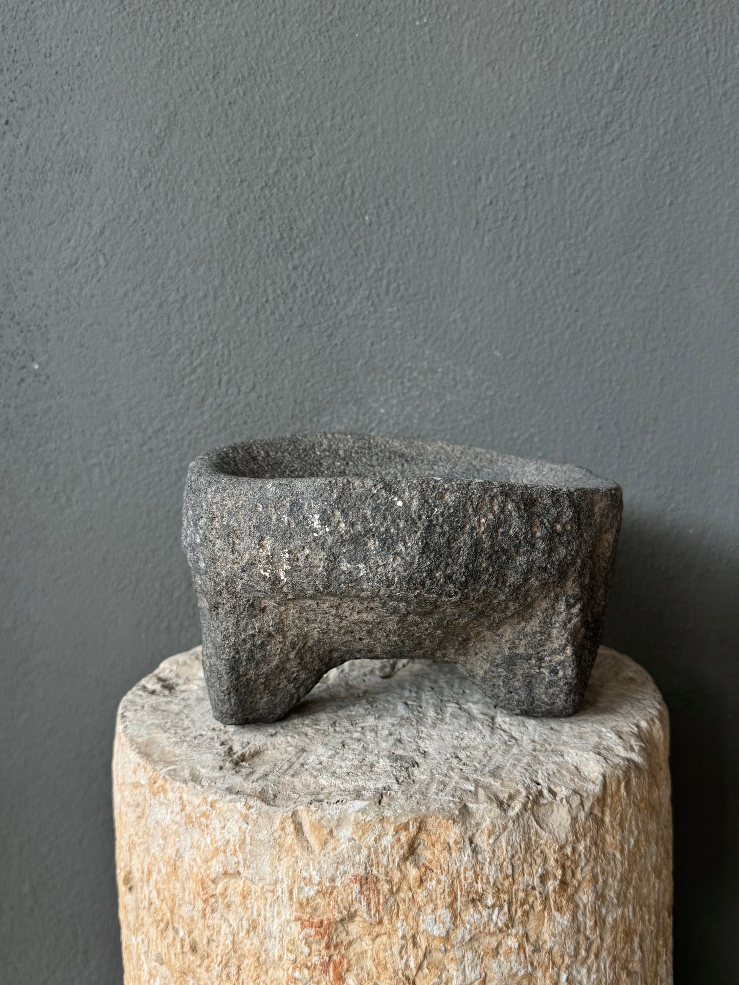 Stone Mortar / Molcajete de Piedra