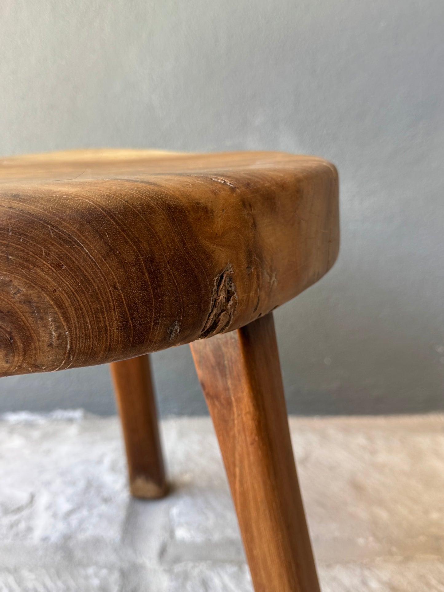 Yucatán Round Table With Beautiful Patina & Movement/ Banqueta Yucateca Años 70’s
