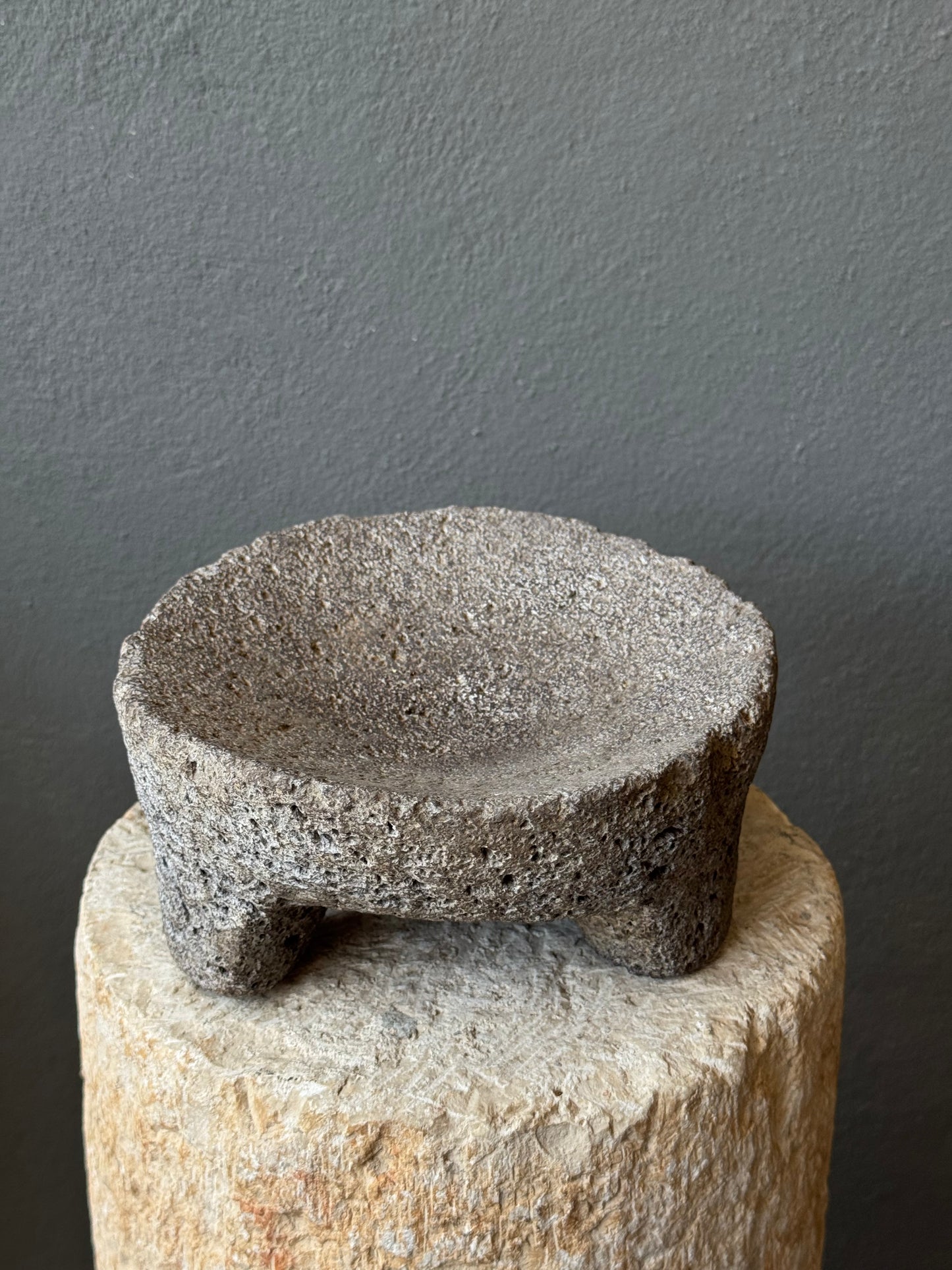 Stone Mortar From San Luis Potosí/ Molcajete Antiguo de SLP