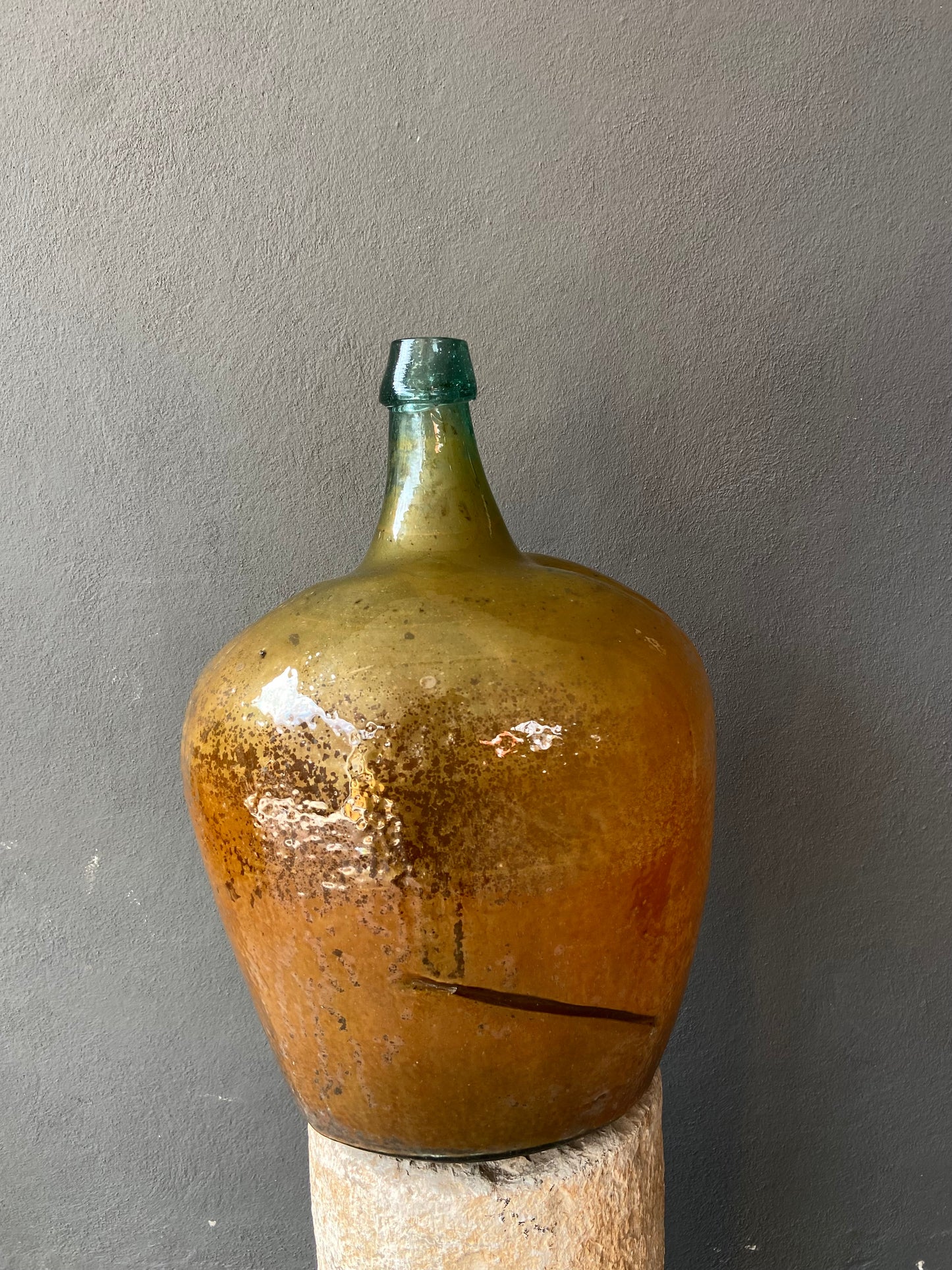 Late 19th century demijohn from Puebla, Mexico / Damajuana antigua de Puebla