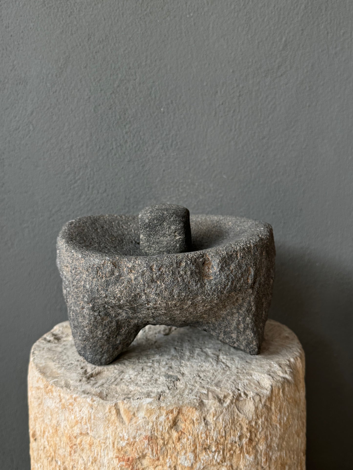 Stone Mortar / Molcajete de Piedra