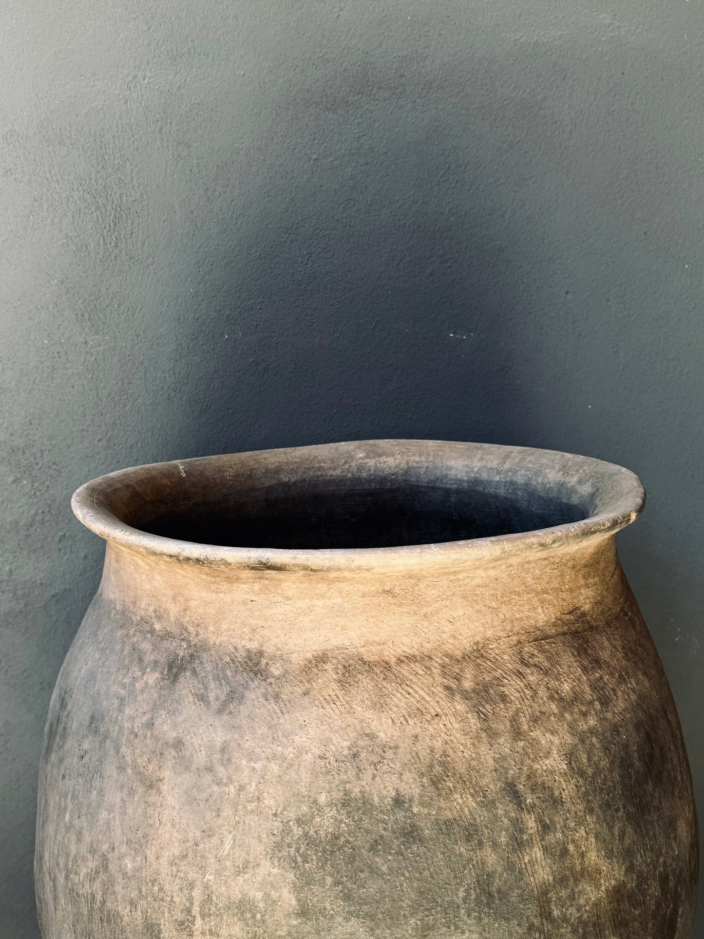 Rare Terracotta Pot From Oaxaca’s Mixe Region, Circa 1940’s / Tinaja Antigua de Oaxaca, años 40