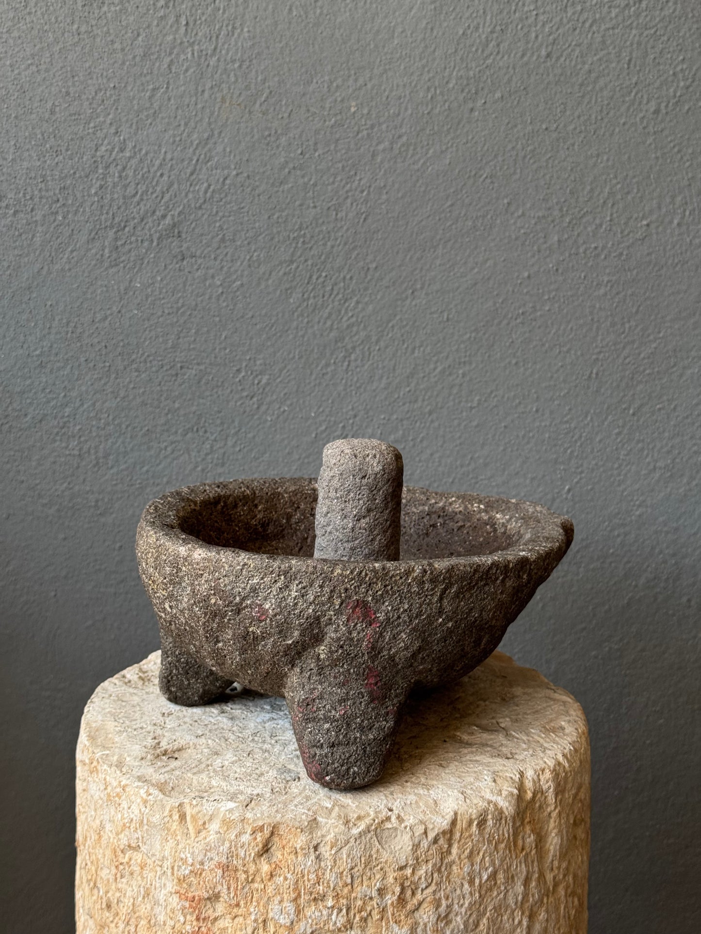 Stone Mortar From San Luis Potosí / Molcajete Antiguo De SLP