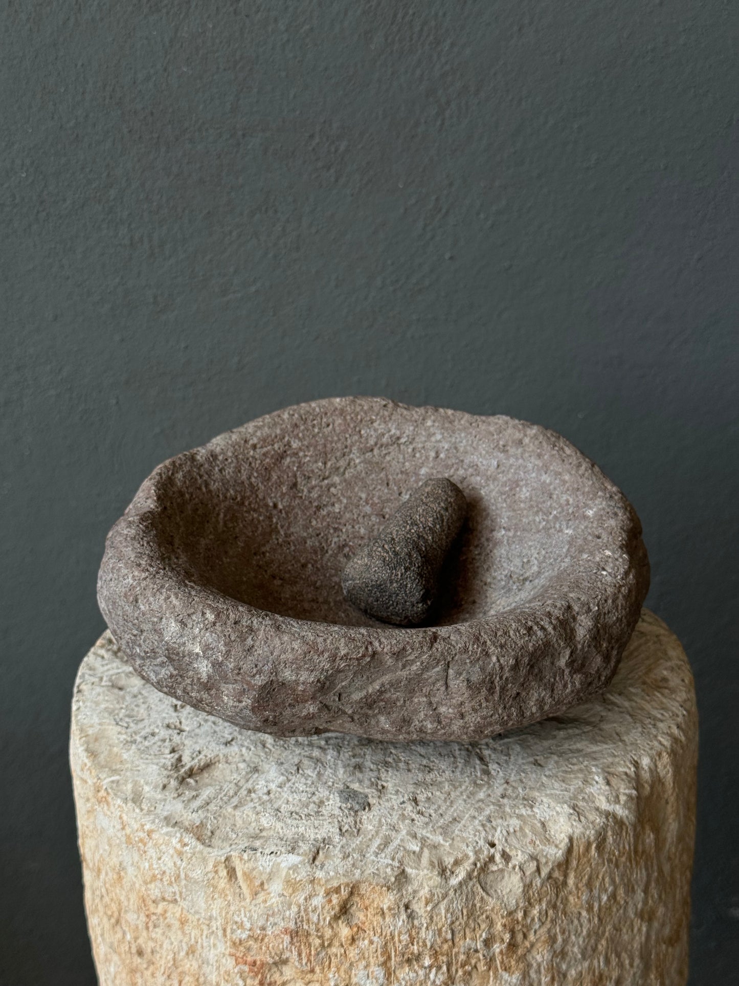 Stone Mortar From Guanajuato / Molcajete Antiguo De Guanajuato