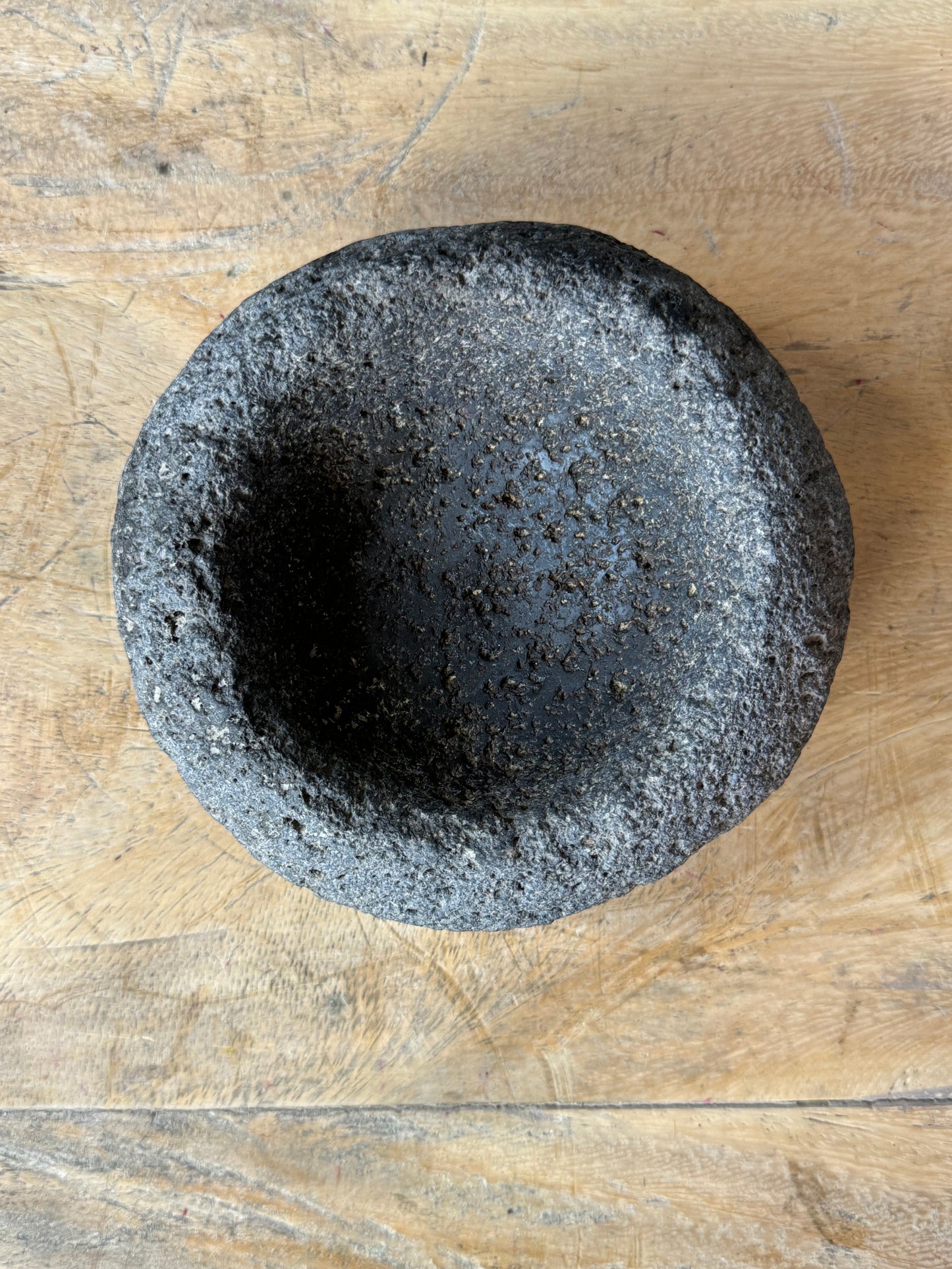 Primitive Volcanic Mortar and Pestle / Molcajete Primitivo