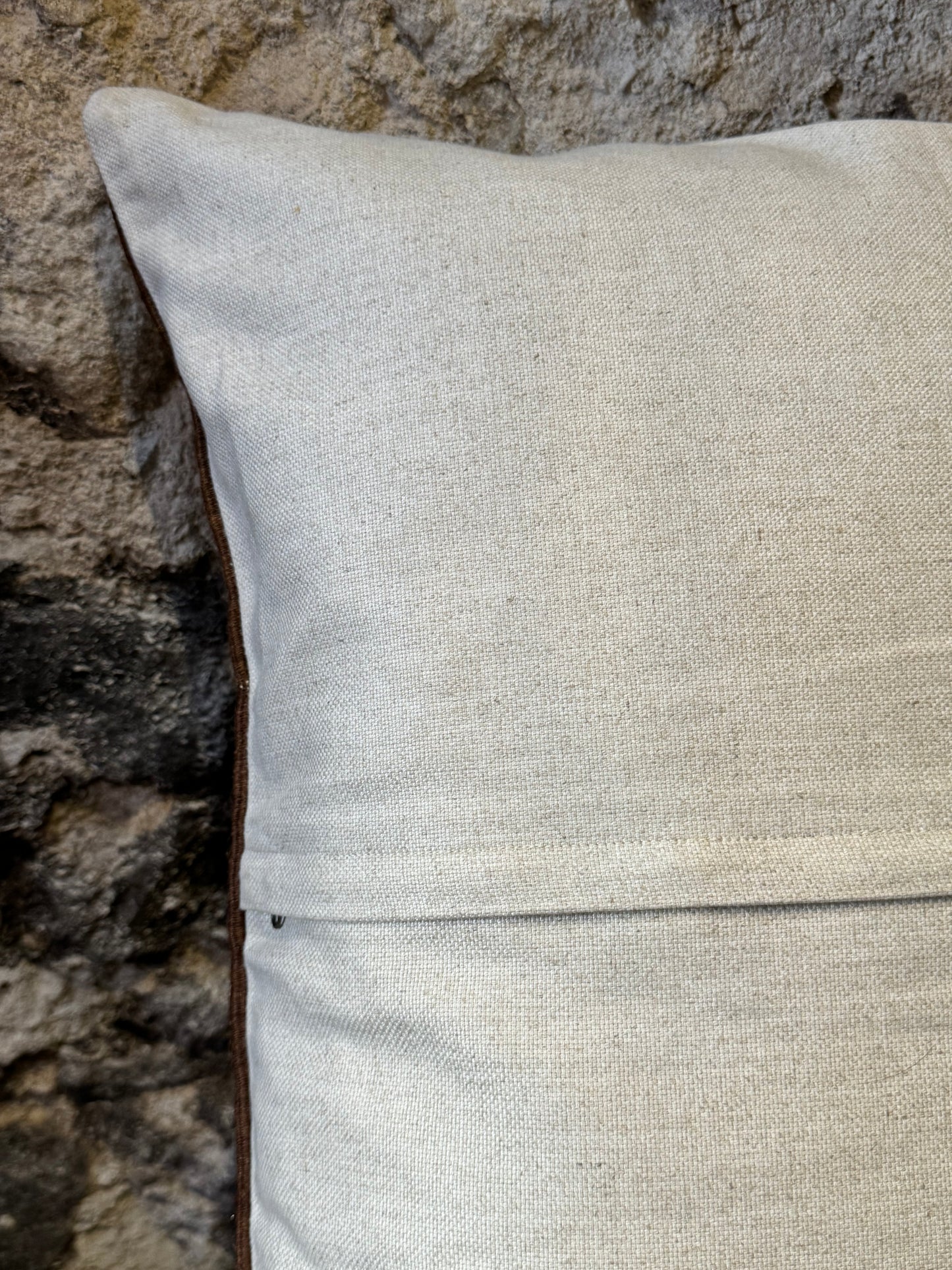 Vintage Angora Pillow Cover From Turkey/ Funda De Cojín Angora Vintage. Set of 3