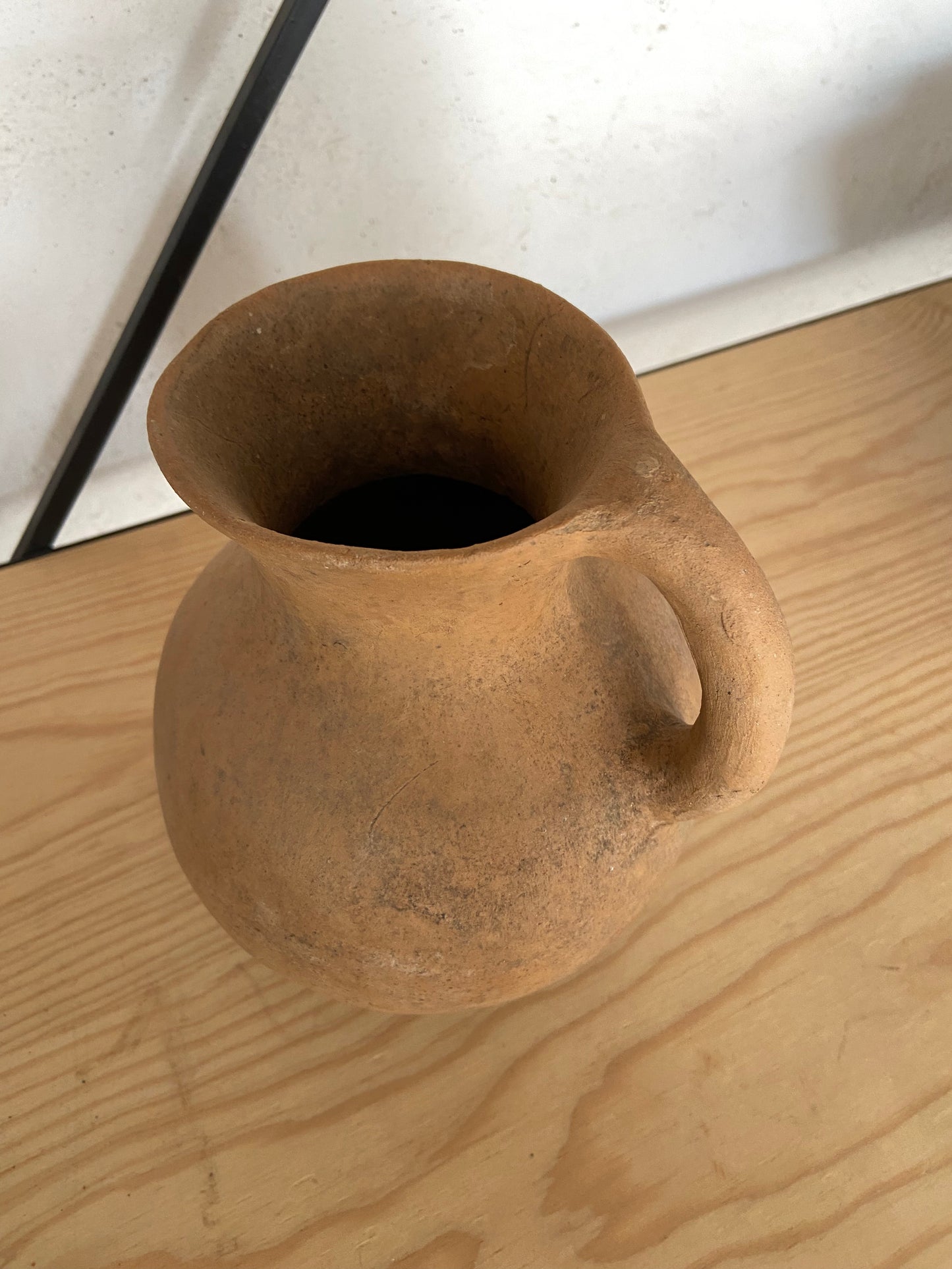 Jarra Antigua de Barro/ Antique Pitcher