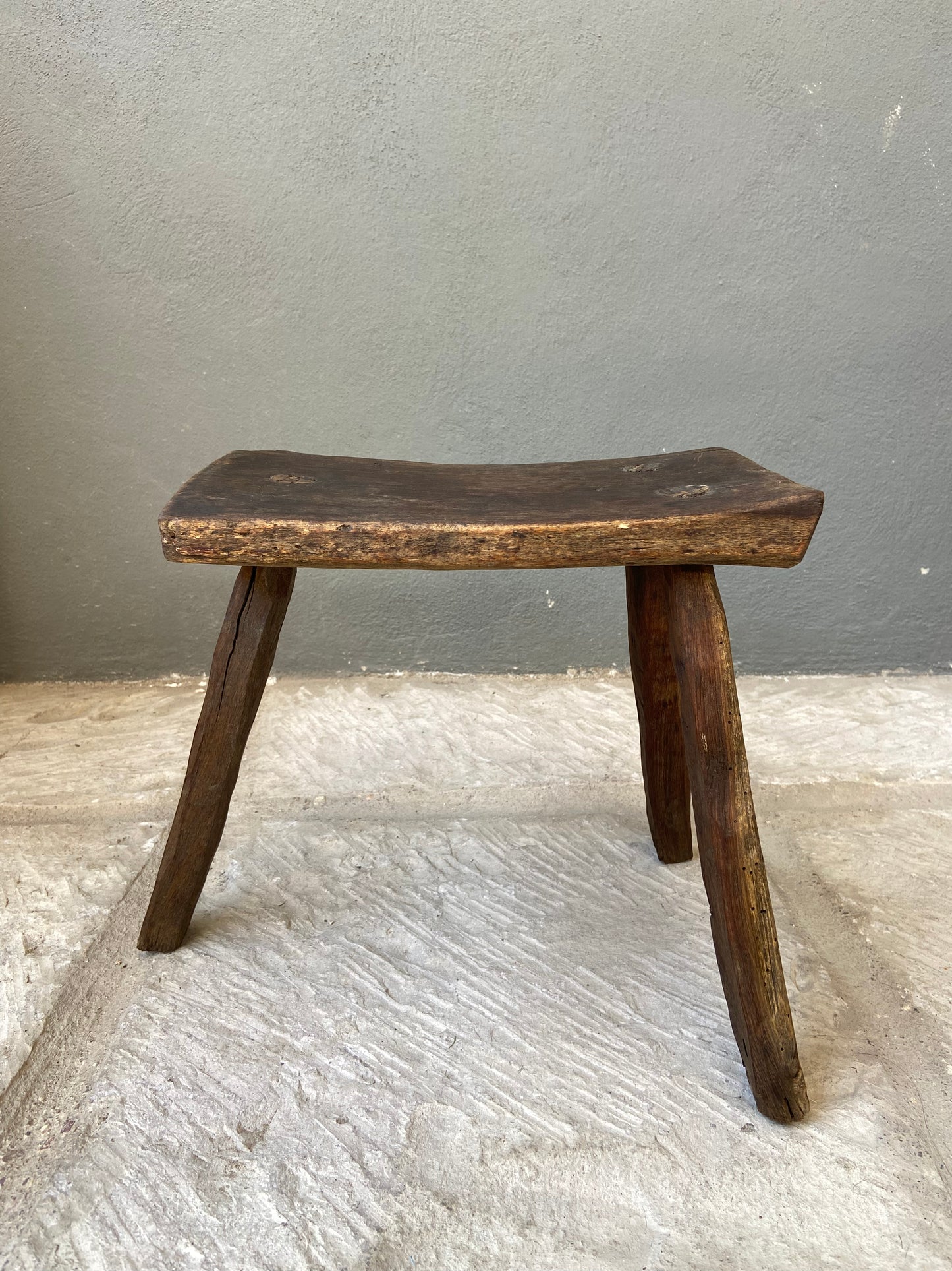 Mesquite Three Legged Stool | Banco de Mesquite de Tres Patas