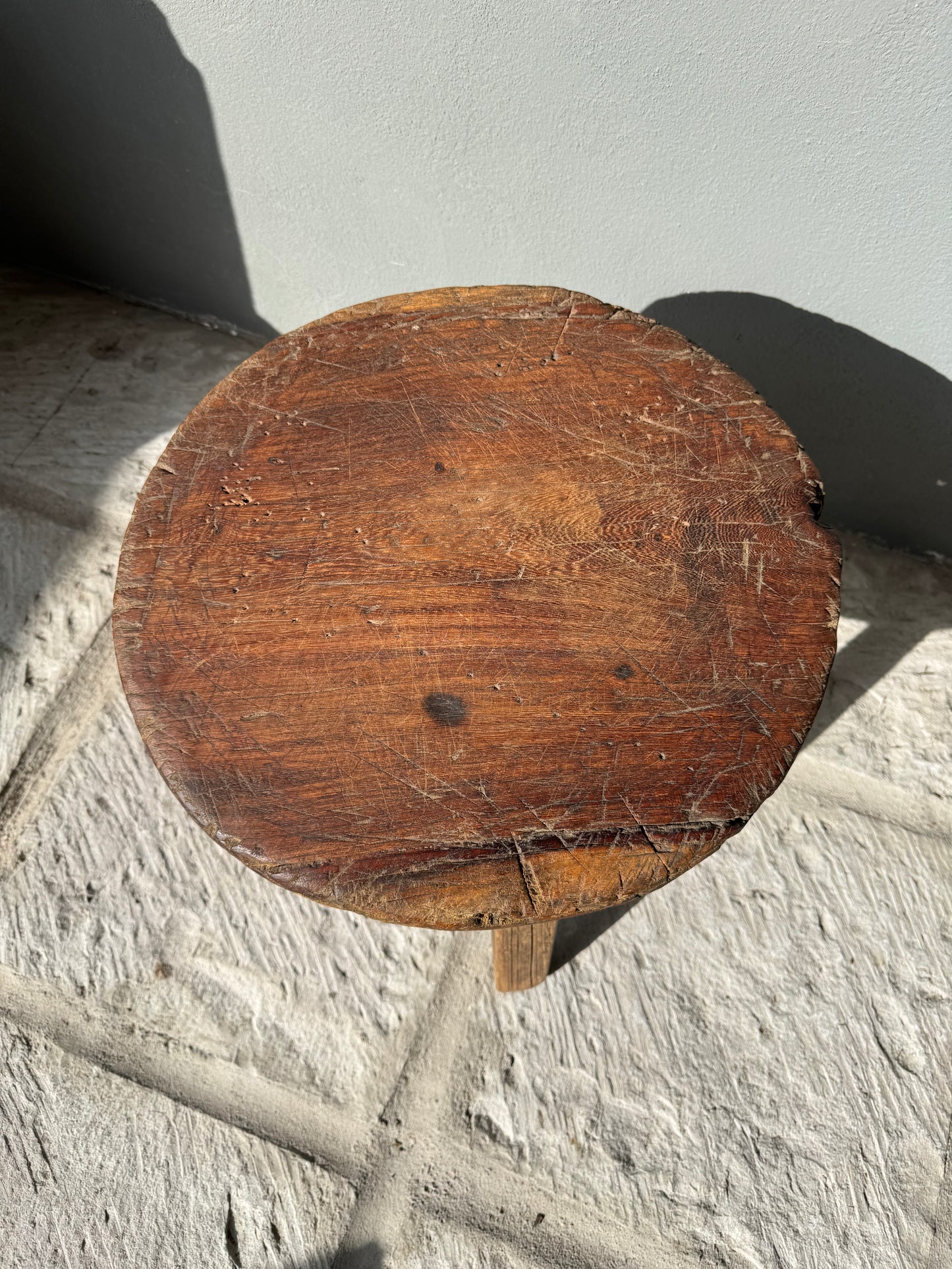 Primitive Hardwood Roond Table From Yucatán