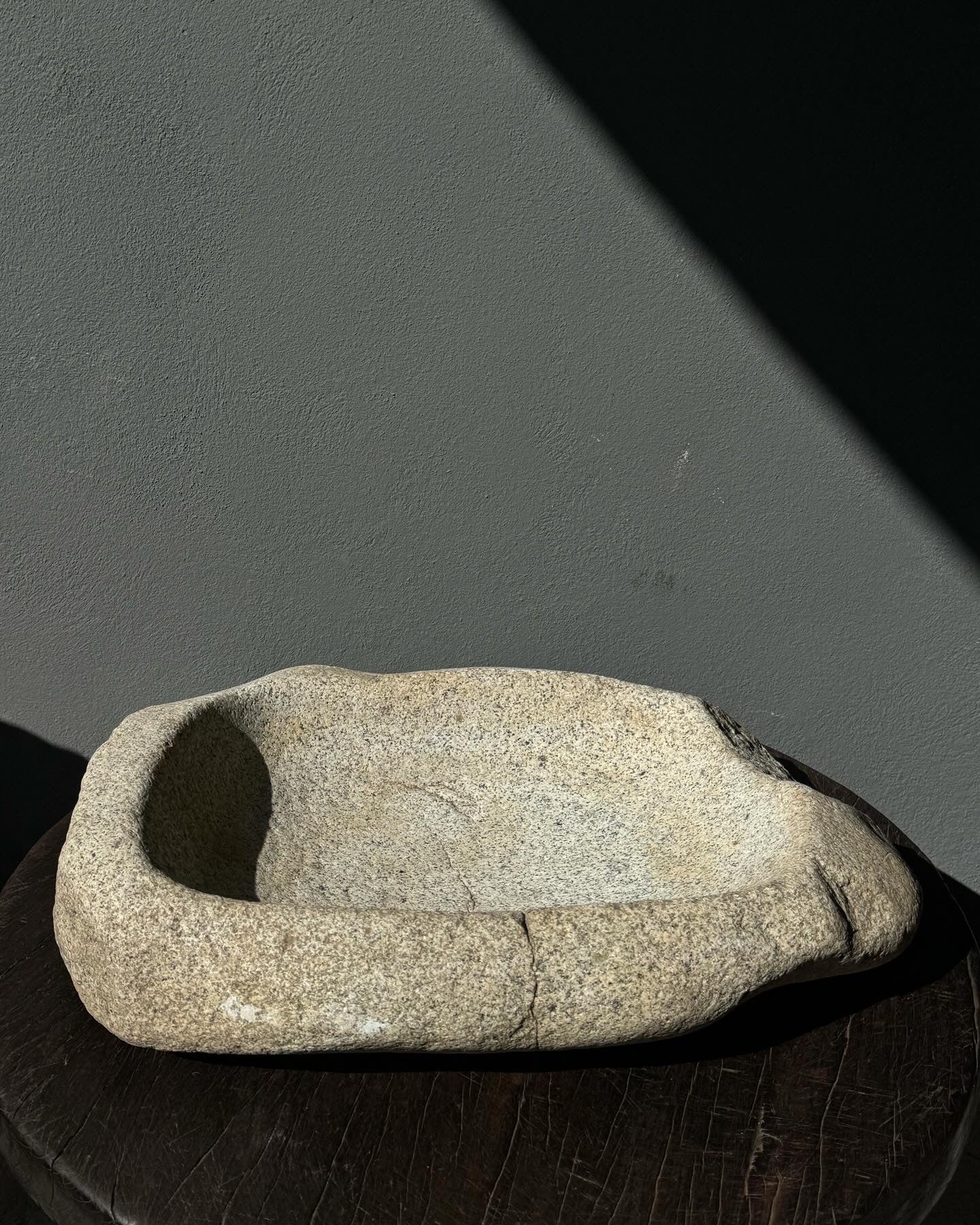 River Stone Mortar From Oaxaca, Circa 18th Century/ Metate Antiguo de Oaxaca