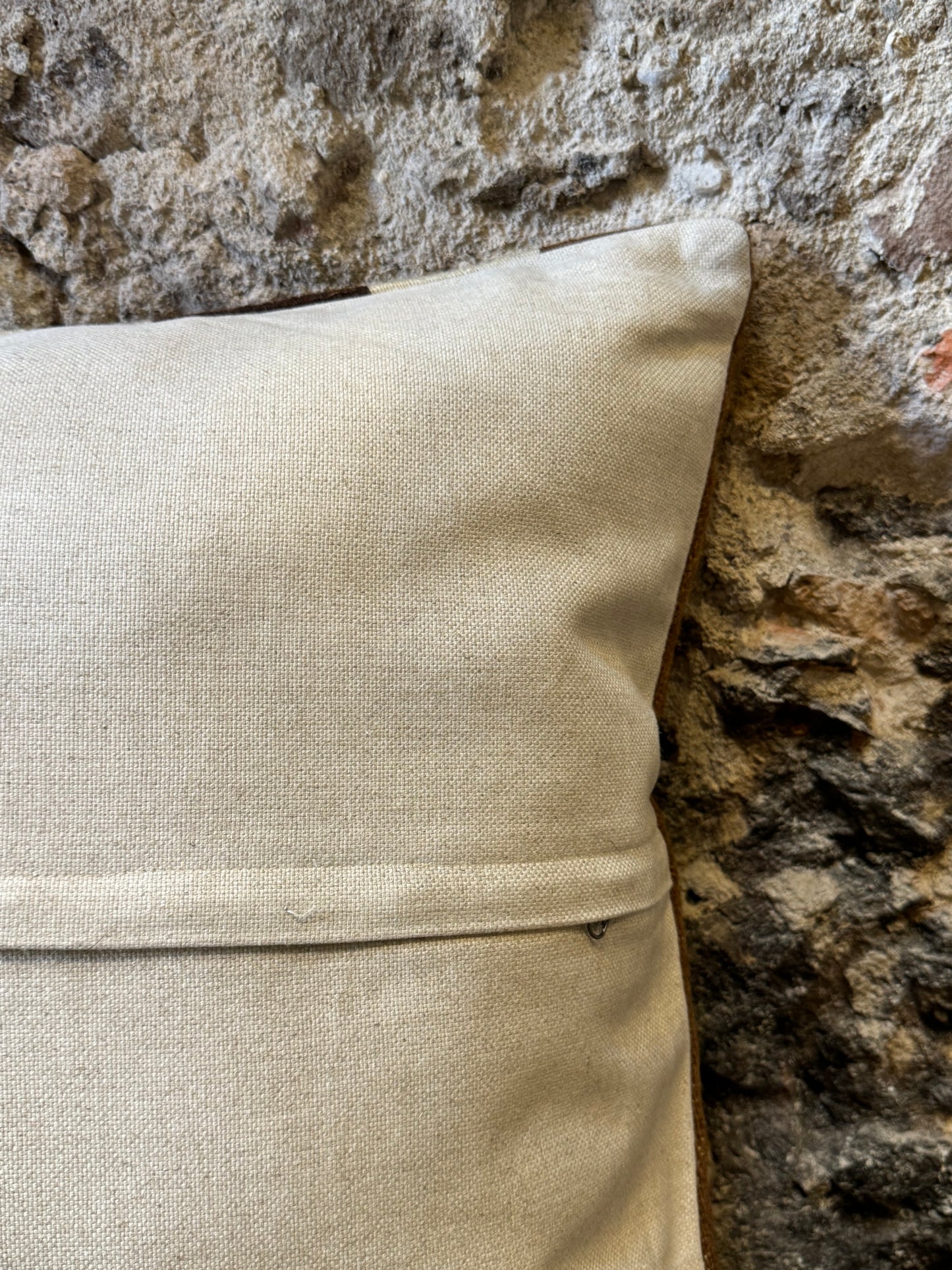 Vintage Angora Pillow Cover From Turkey/ Funda De Cojín Angora Vintage. Set of 2