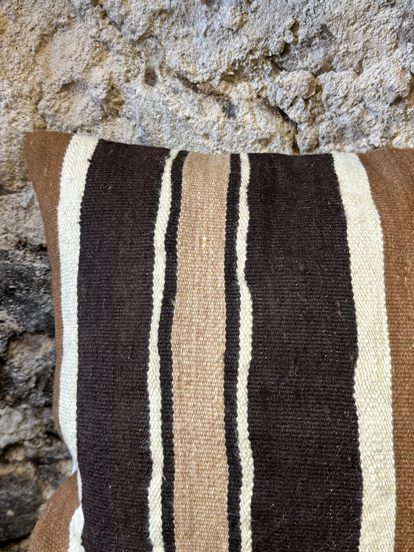 Vintage Angora Pillow Cover From Turkey/ Funda De Cojín Angora Vintage