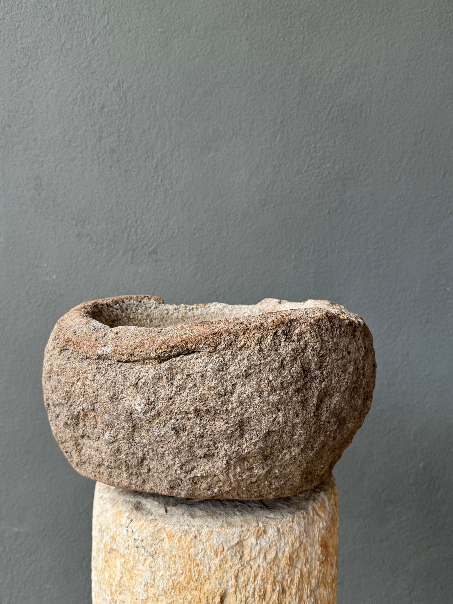 River Stone Mortar From Northern Mexico/ Mortero Antiguo Del Norte De Mexico