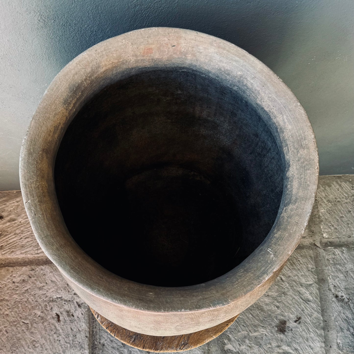 Rare Terracotta Pot From Oaxaca’s Mixe Region, Circa 1940’s / Tinaja Antigua de Oaxaca, años 40