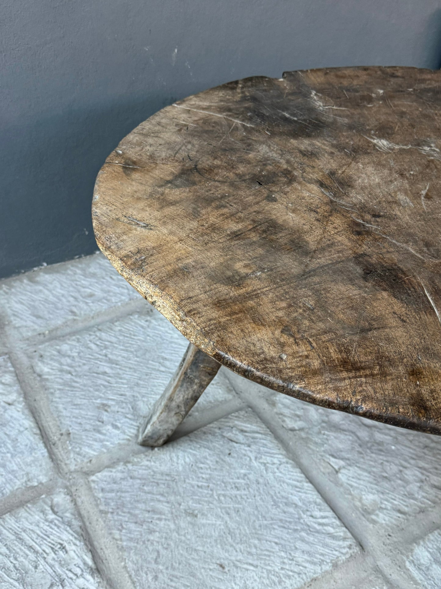 Primitive Mesquite Round Table From Guanajuato / Mesa Redonda Primitiva De Mesquite