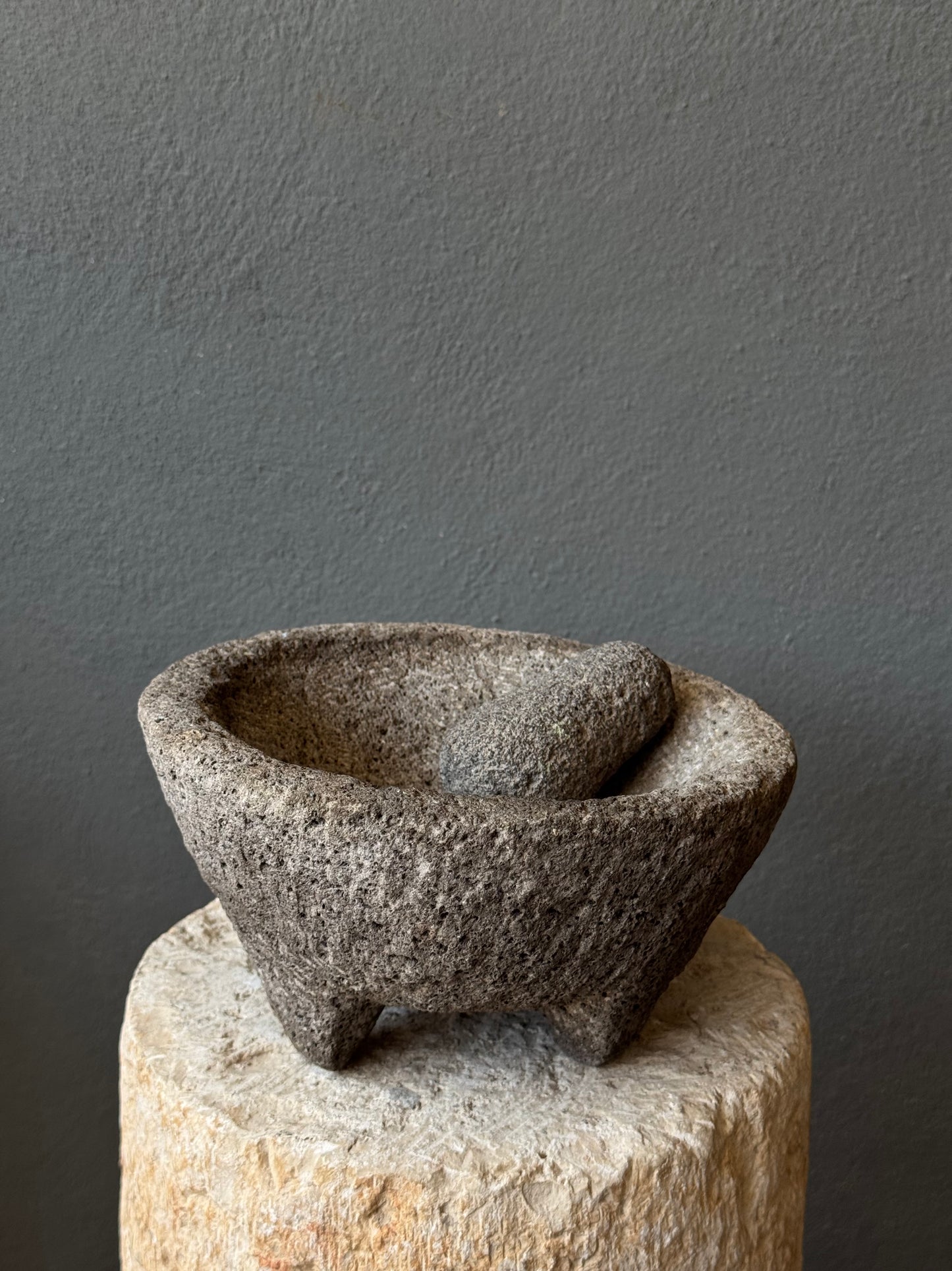 Stone Mortar From San Luis Potosí / Molcajete Viejo De SLP