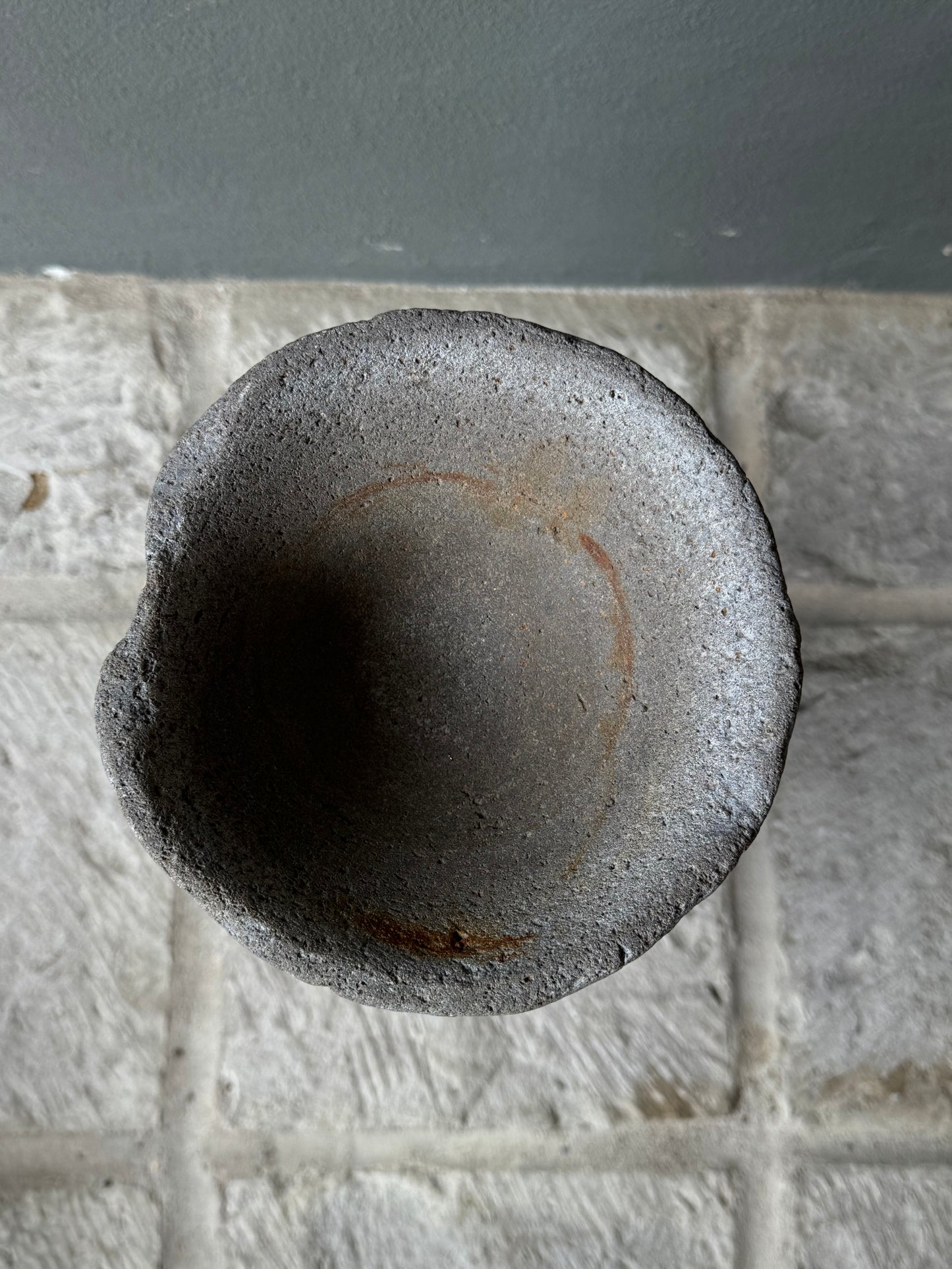 River Stone Mortar / Molcajete Antiguo