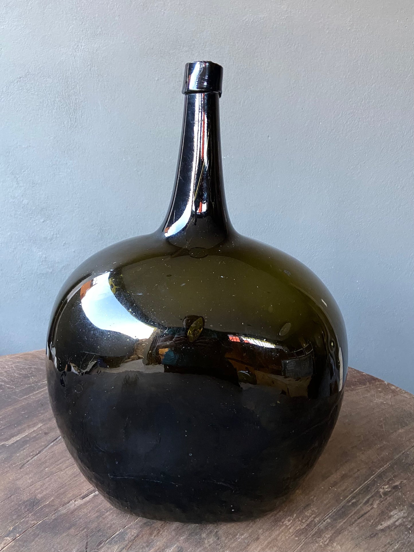 Early 20th Century Hand Blown Demijohn Bottle/ Damajuana Principios del Siglo 20