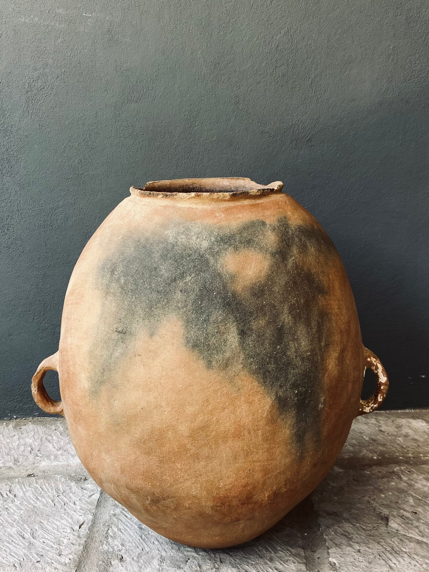 Tinaja de la Sierra Norte de Puebla / Massive Terracotta Water Pot From Puebla, Mexico