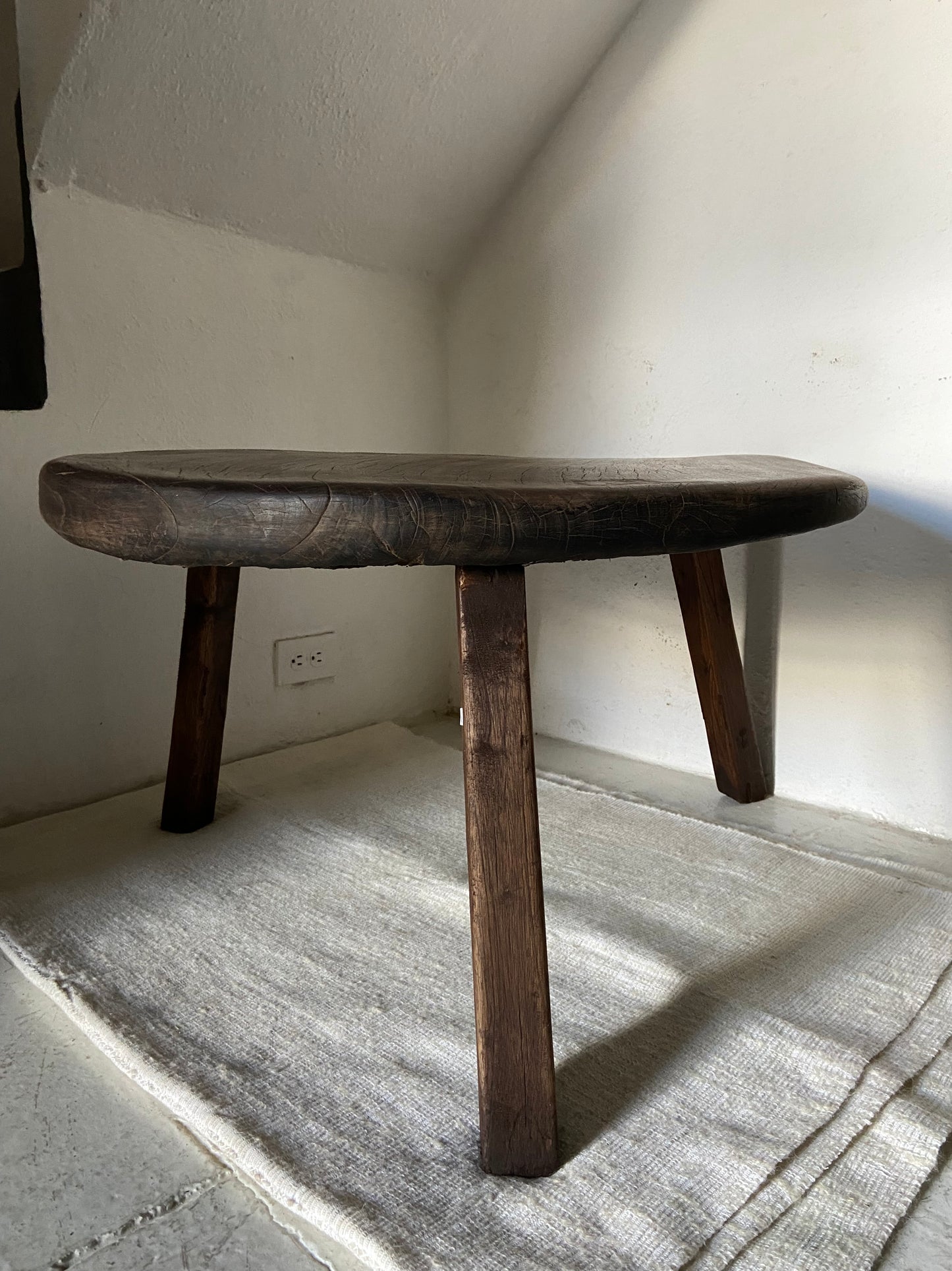 Yucatan Round Table / Mesa de Centro Yucateca
