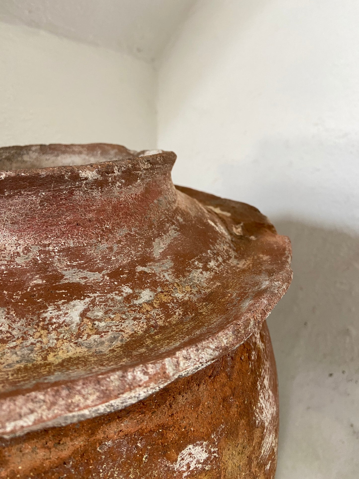 Terracotta Water Vessel / Olla Terracotta