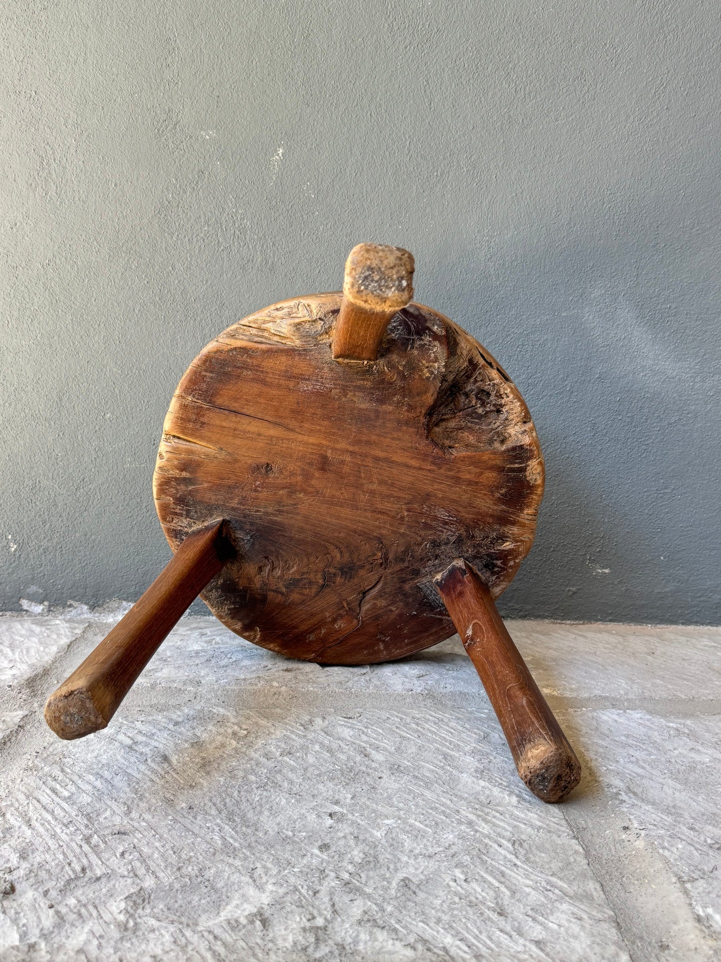 Yucatán Round Table With Beautiful Patina & Movement/ Banqueta Yucateca Años 70’s
