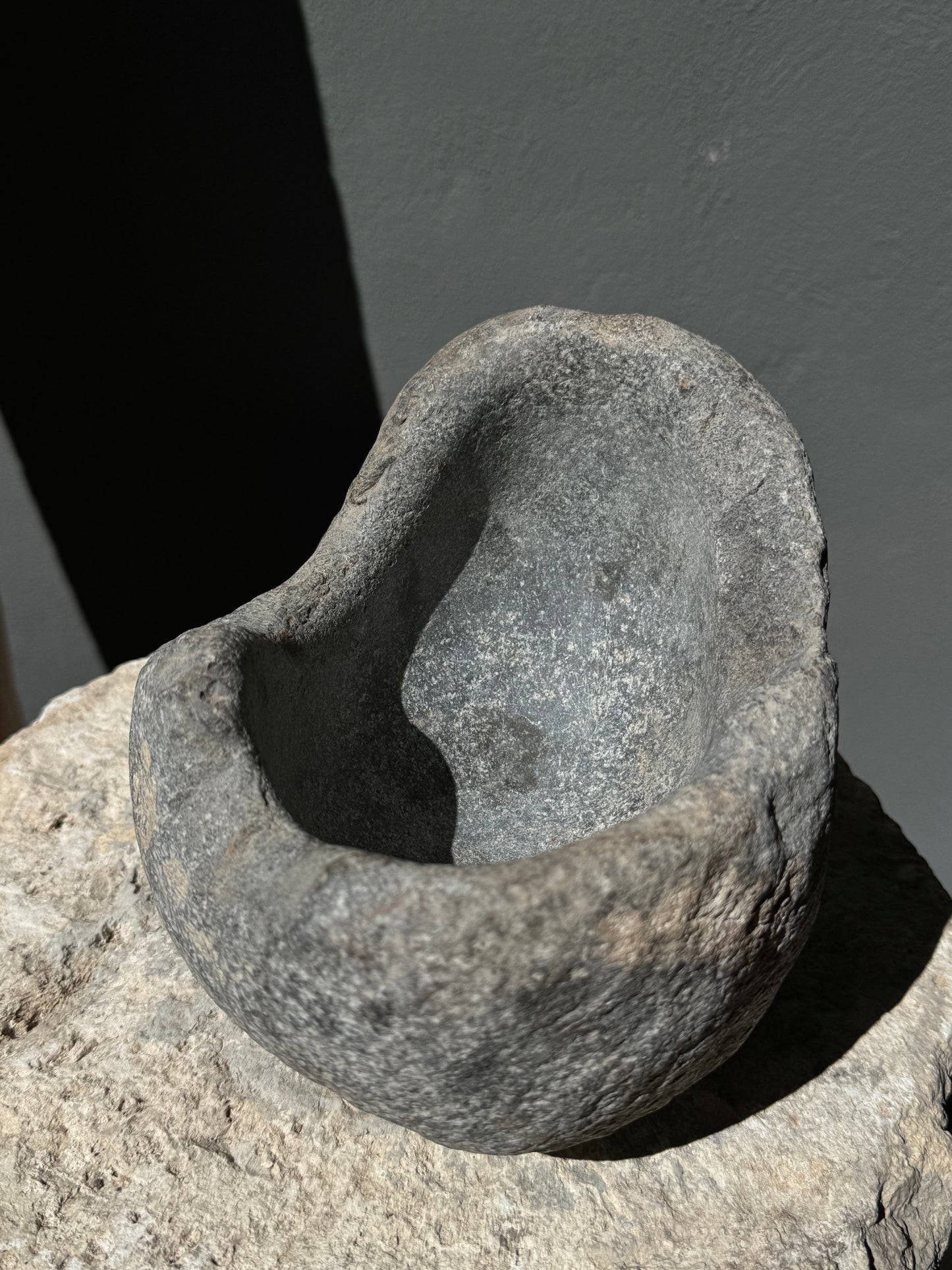 Primitive River Stone Mortar With Pestle From San Luis Potosí, Mexico | Mortero Primitivo De Piedra, SLP