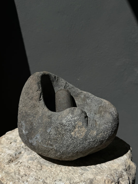 Primitive River Stone Mortar With Pestle From San Luis Potosí, Mexico | Mortero Primitivo De Piedra, SLP