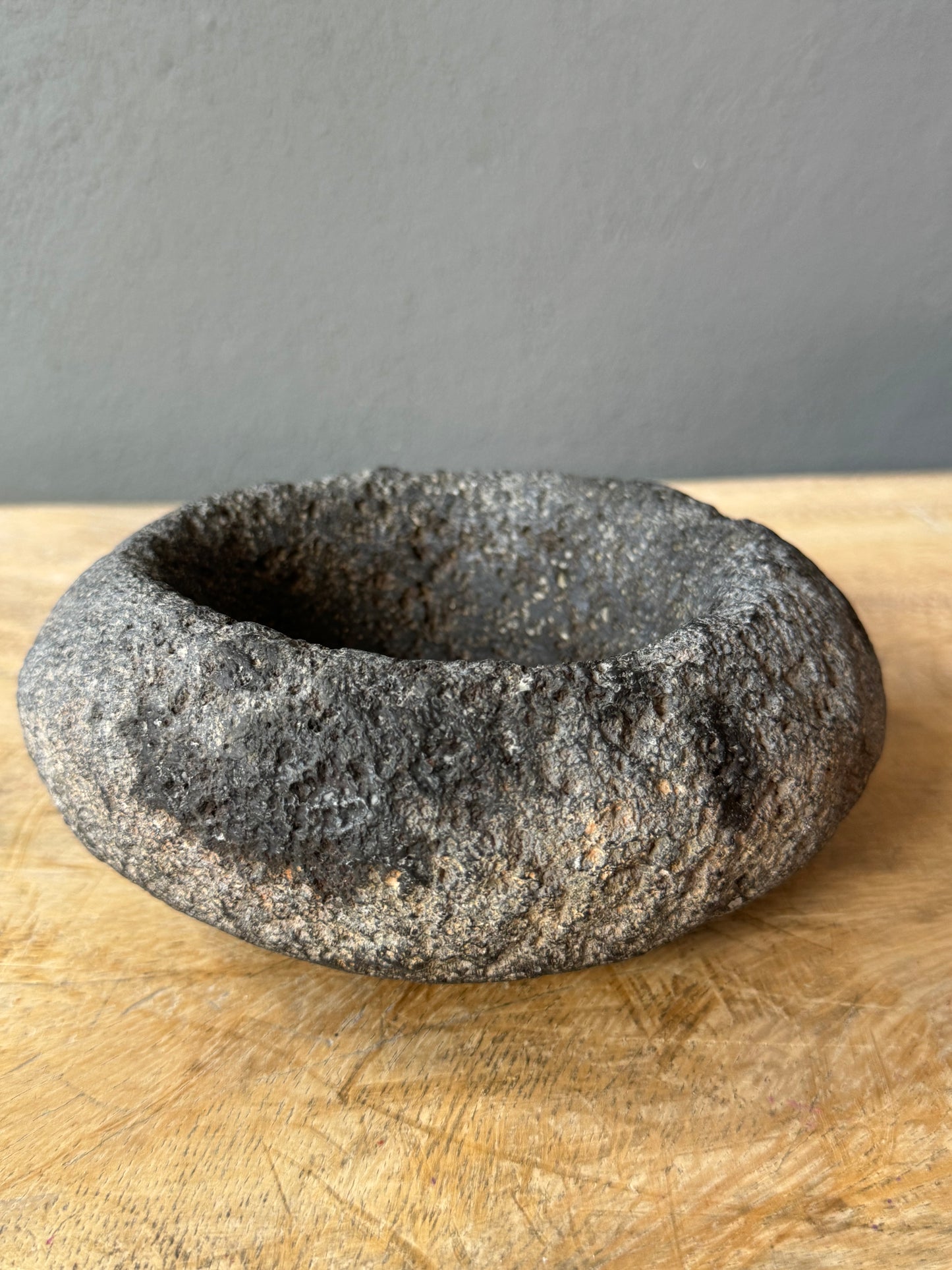 Primitive Volcanic Mortar and Pestle / Molcajete Primitivo