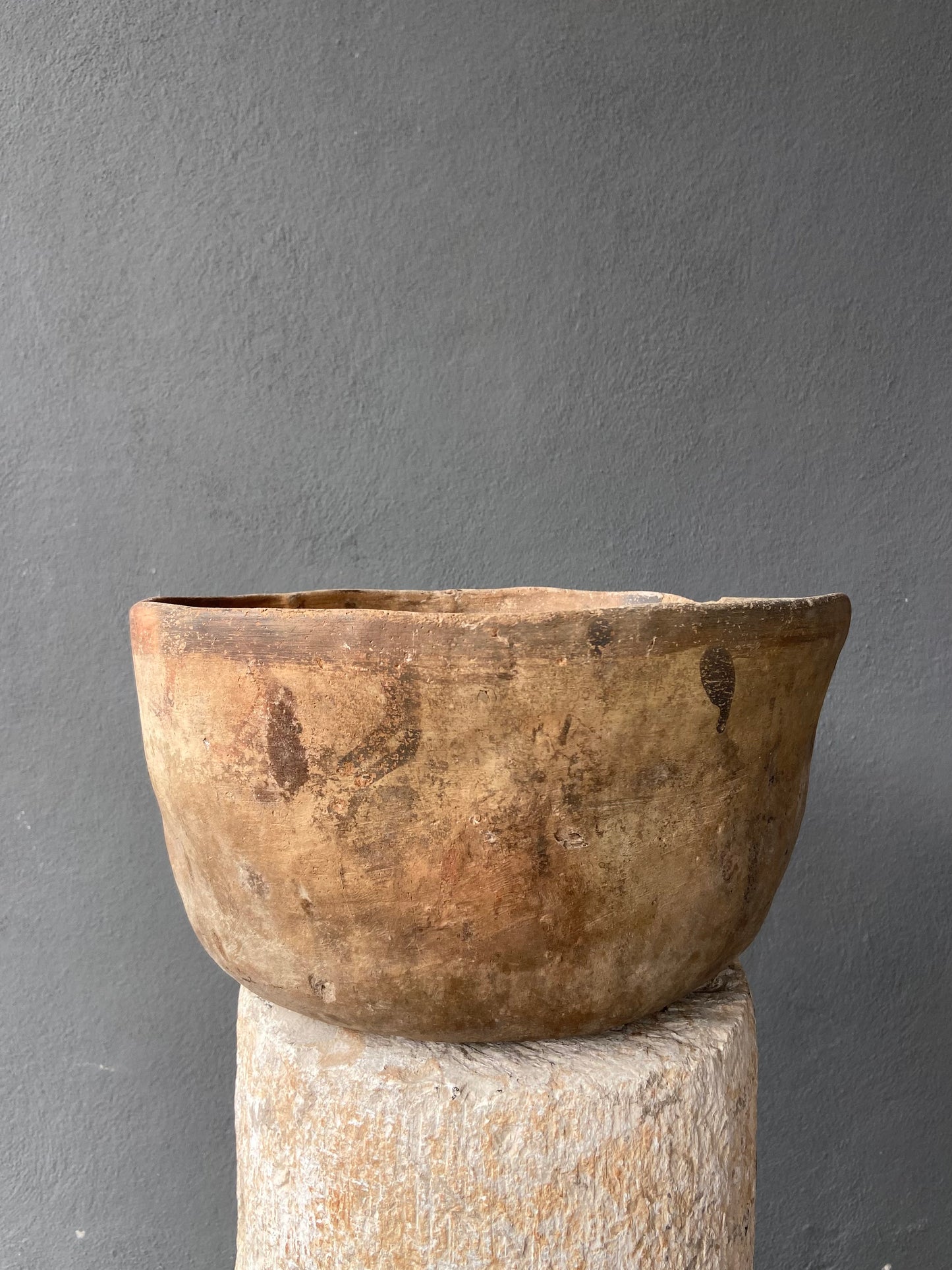 Terracotta Water Bowl from Veracruz/ Olla Apaxtle de Veracruz