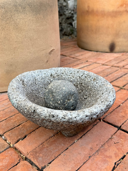 Volcanic Mortar From San Luis Potosí/ Molcajete De San Luis