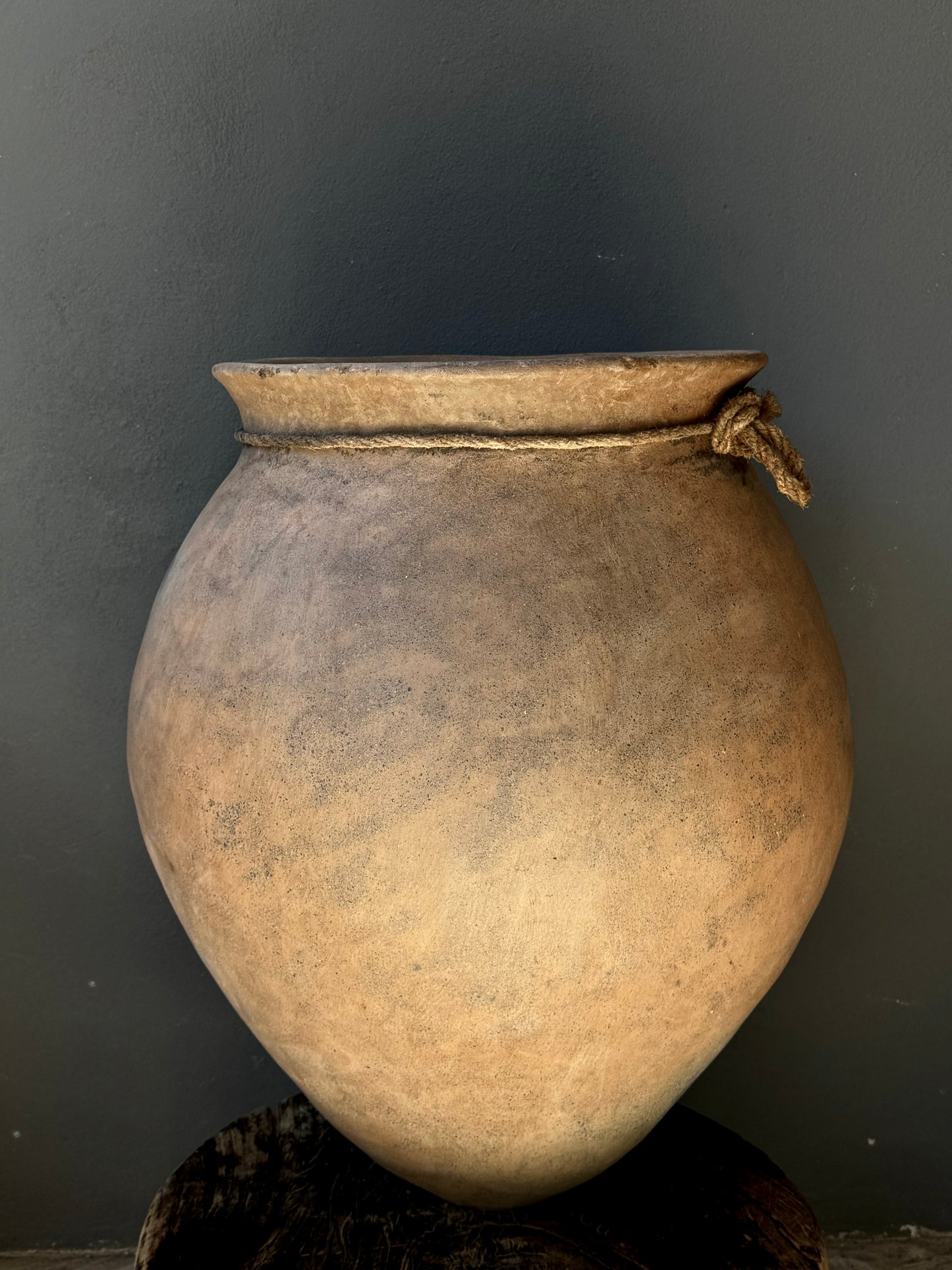 Rare Terracotta Pot From Oaxaca’s Mixe Region, Circa 1940’s / Tinaja Antigua de Oaxaca, años 40