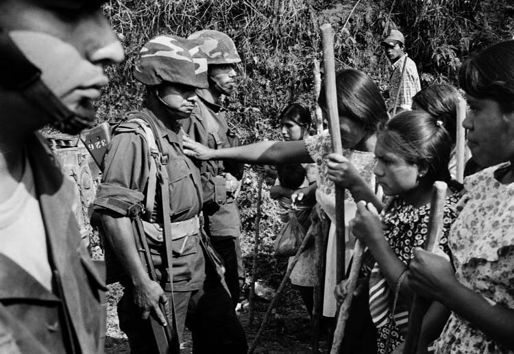 Chiapas Uprising 1994 by Negro Ibañez / Levantamiento en Chiapas 1994