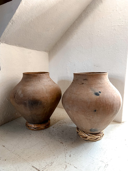 Par de Tinajas Tarahumara / Tarahumara Pots (Pair)