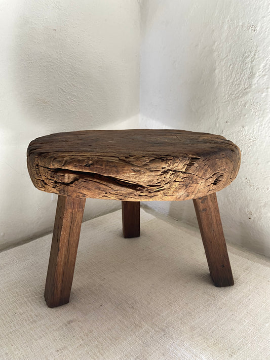 Low Table From Yucatan / Mesita Baja Yucateca