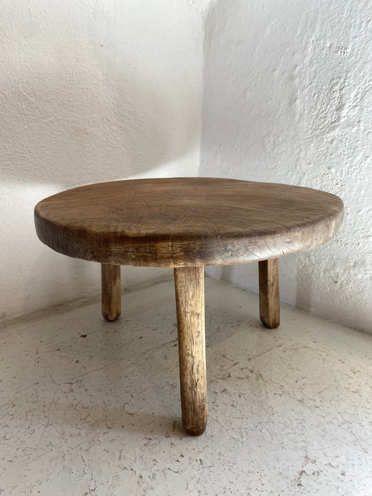 Primitive Low Table From Yucatan / Mesa Primitive de Yucatan