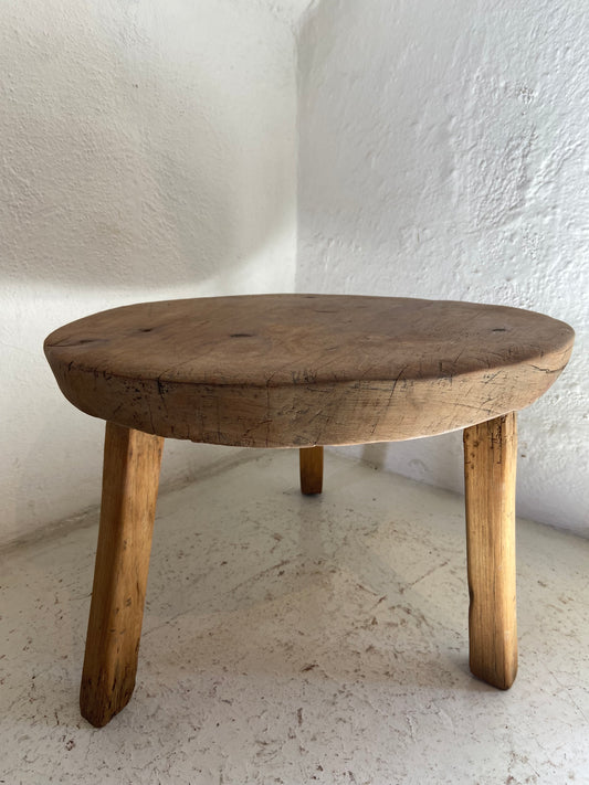 Primitive Low Table From Yucatan / Mesa Primitiva de Yucatan