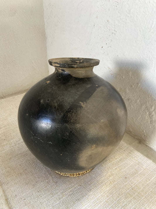 Olla Oaxaca Coyotepec / Oaxaca Black Clay Pot